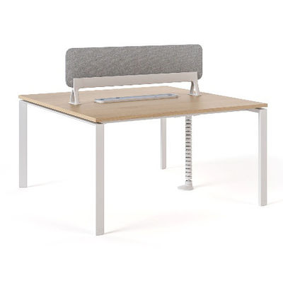 Tweepersoons dubbelzijdig werkstation Personeel bureau met kabelmanagement scherm Moderne stijl